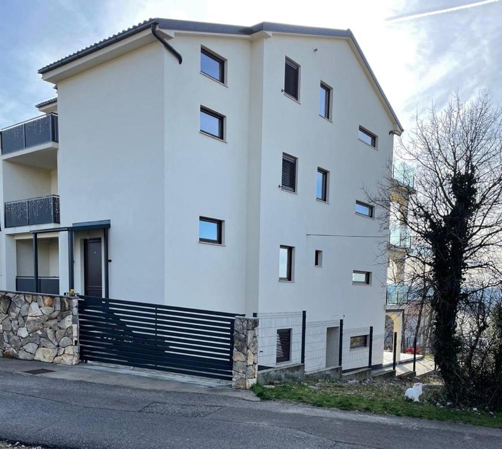 Appartments Sara Jadranovo Eksteriør bilde