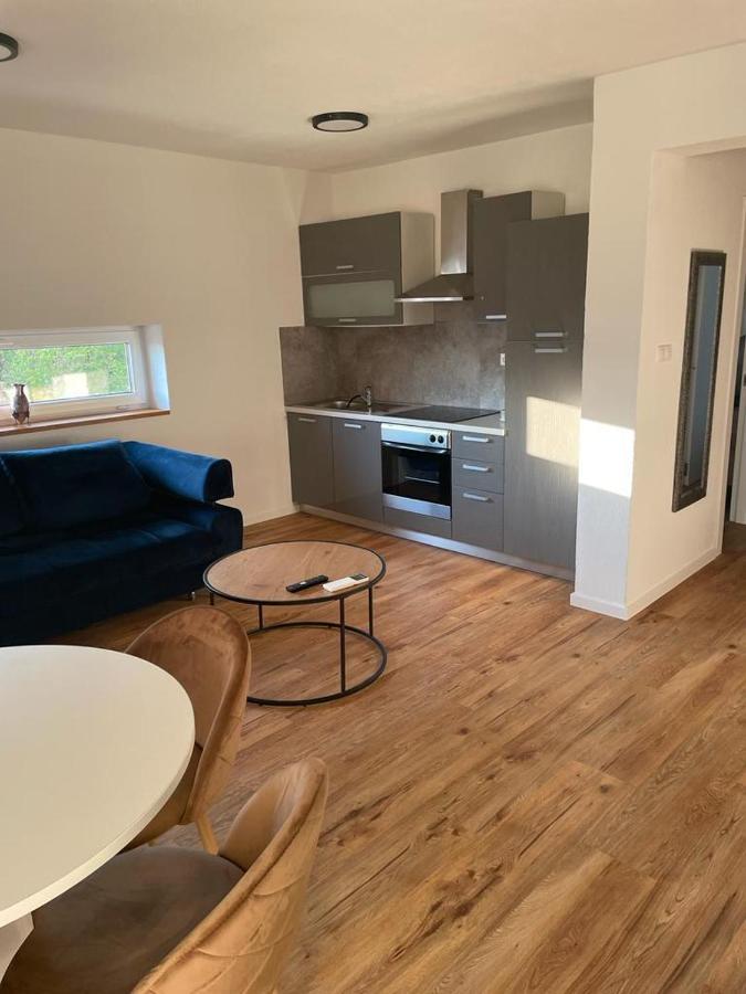 Appartments Sara Jadranovo Eksteriør bilde